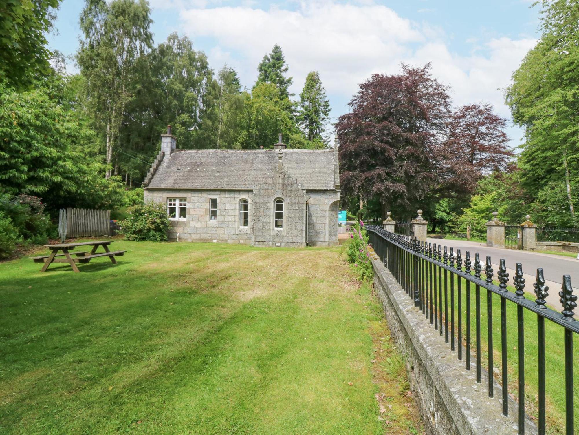East Lodge - Crathes Castle 班科里 外观 照片